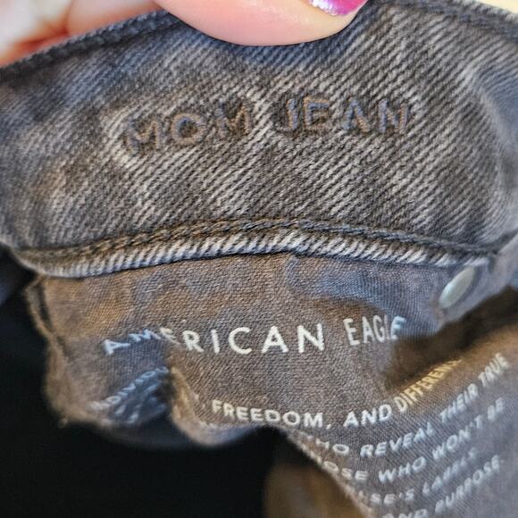 American Eagle Black Distressed High Waist Mom Jean Comfort Stretch Waistband 2 - Picture 10 of 14